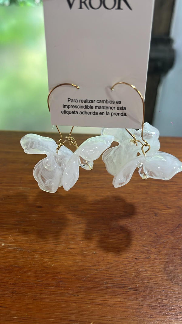 Caravanas. Aros. Flor